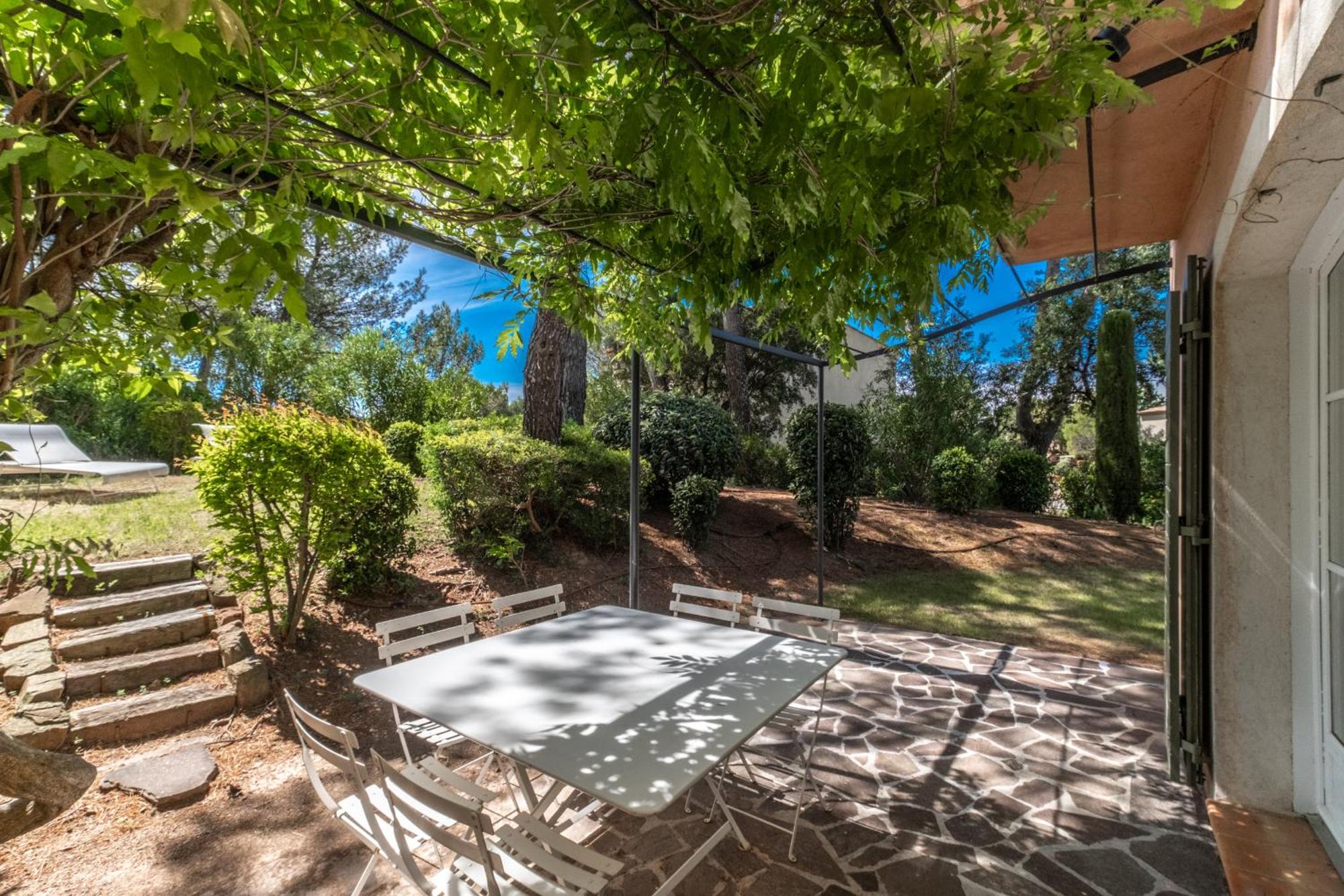 Les Appartements Et Maisons Du Domaine De Saint Endreol Golf & Spa Resort La Motte Εξωτερικό φωτογραφία