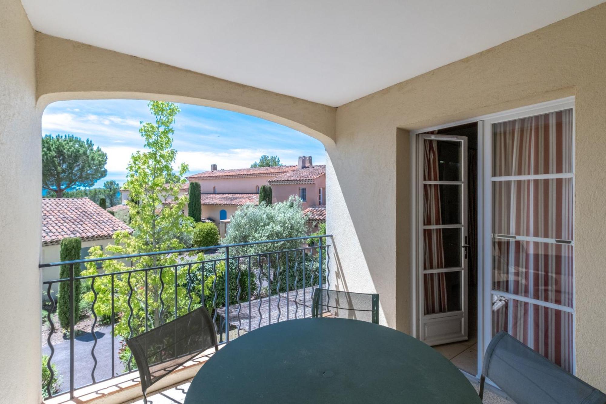 Les Appartements Et Maisons Du Domaine De Saint Endreol Golf & Spa Resort La Motte Εξωτερικό φωτογραφία