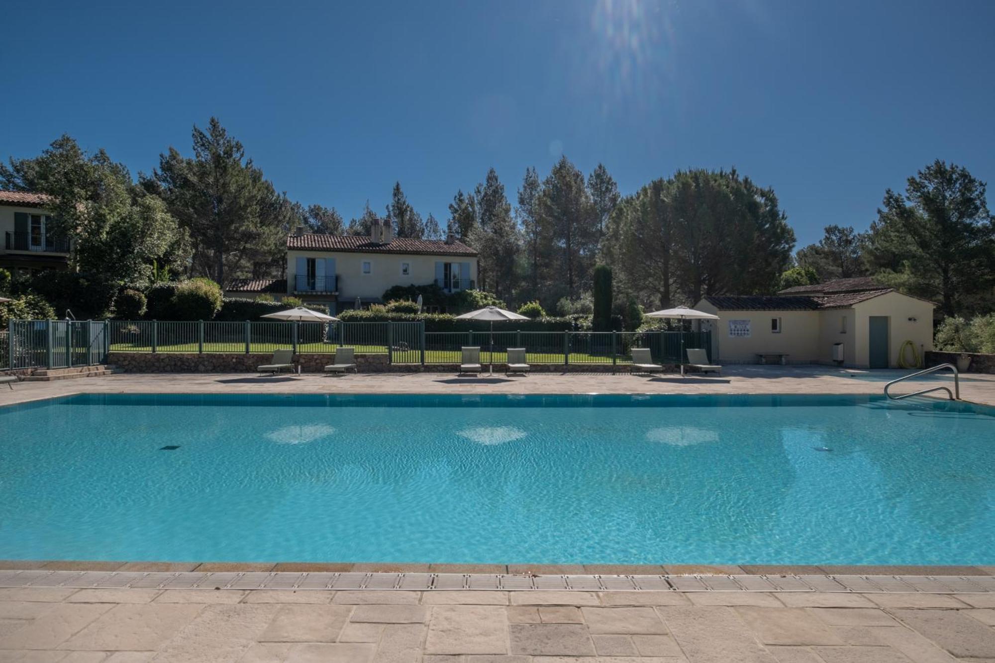 Les Appartements Et Maisons Du Domaine De Saint Endreol Golf & Spa Resort La Motte Εξωτερικό φωτογραφία
